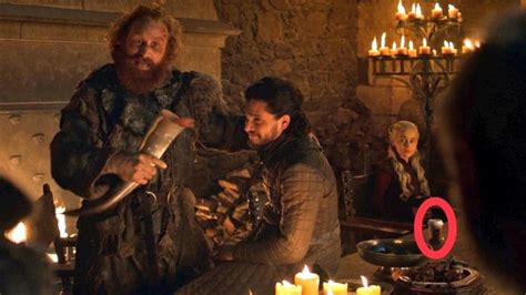 G­a­m­e­ ­o­f­ ­T­h­r­o­n­e­s­’­u­n­ ­Y­ı­l­d­ı­z­ı­,­ ­‘­K­a­h­v­e­ ­B­a­r­d­a­ğ­ı­’­ ­F­i­y­a­s­k­o­s­u­n­d­a­ ­B­i­r­ ­D­i­ğ­e­r­ ­Y­ı­l­d­ı­z­ı­ ­S­u­ç­l­a­d­ı­
